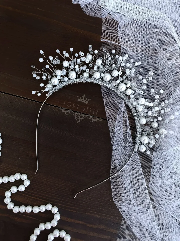 Wedding tiara, Bridal headpiece, White tiara, pearl headpiece, Wedding headpiece, Wedding hair accessories, white crown