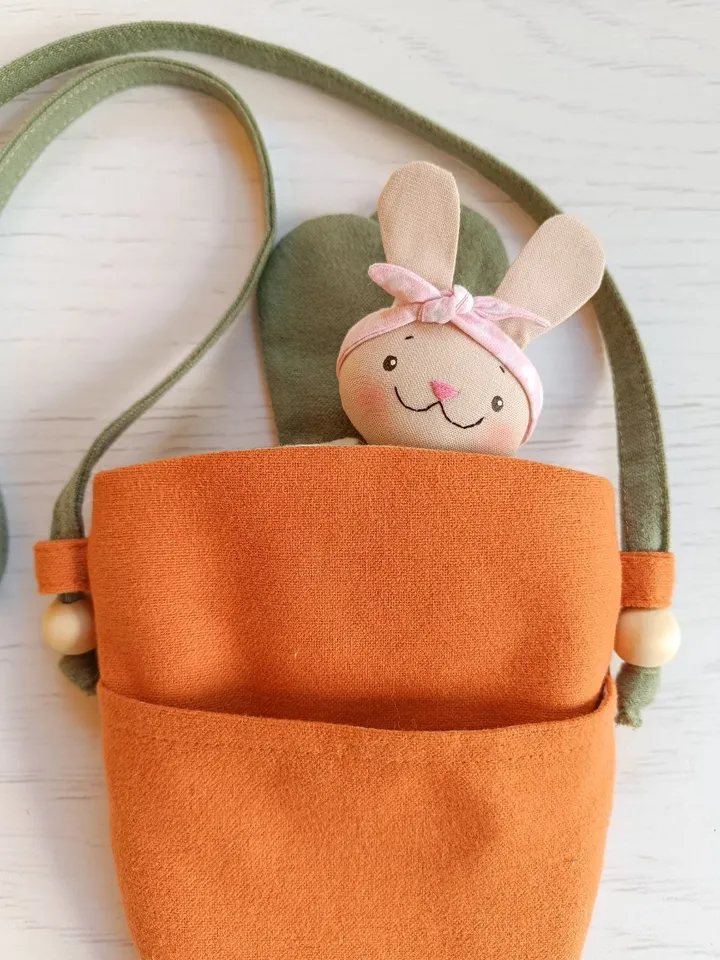 5,5 inch Bunny rag doll Sewing Pattern, Tiny Bunny Pattern, Baby Pocket Bunny Pattern, Easy Pattern, Soft Doll Pattern, Doll Clothes Pattern, Doll Bag Sewing Pattern & Tutorial - DIY Soft Textile Bag Dollhouse for 5,5 inch bunnies , Portable Small Carrot