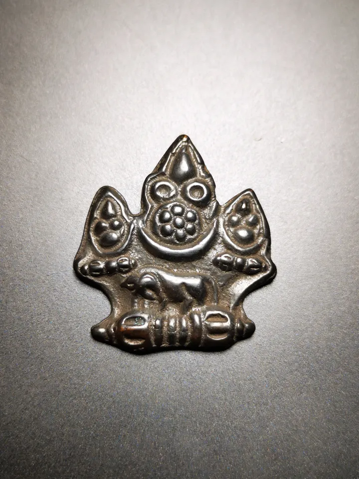 Gandhanra Antique Tibetan Buddhist Protective Amulet Pendant,Mani Jewel/Wish-Fulfilling Cintamani Badge, Nubro,50 Years Old