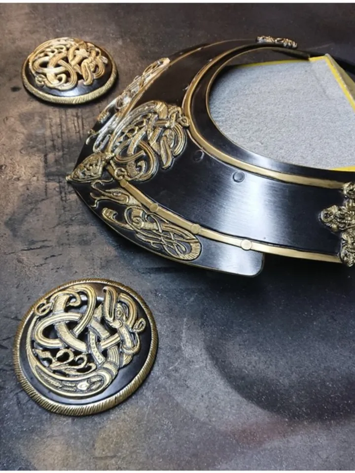 Vermintide - Warhammer - Necromunda - inspired - Brooches - for cloak - gorget -
