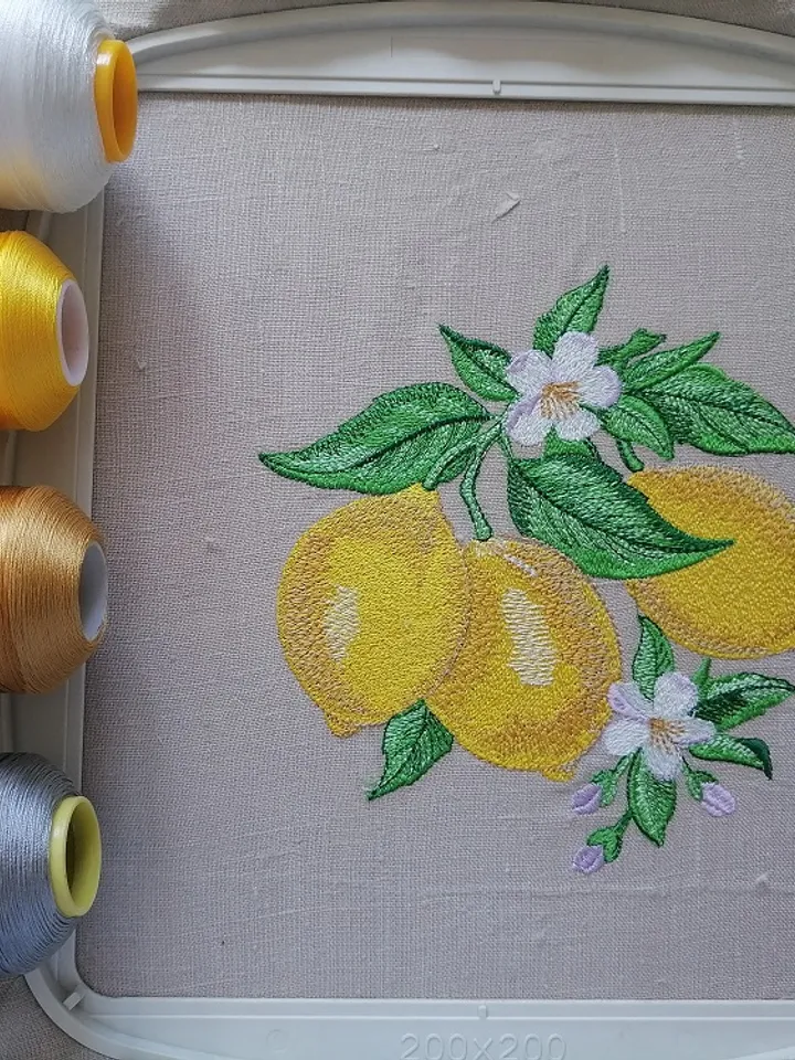 Lemon 3 7x11 Embroidery Design