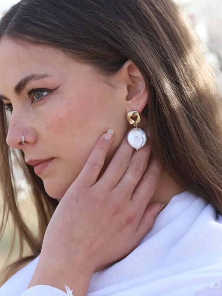 Art Deco Wedding Earrings, Freshwater Pearl Boho Bridal Earrings, Gold Vintage Wedding Jewelry, Statement Bridal Earrings, Retro Jewellery