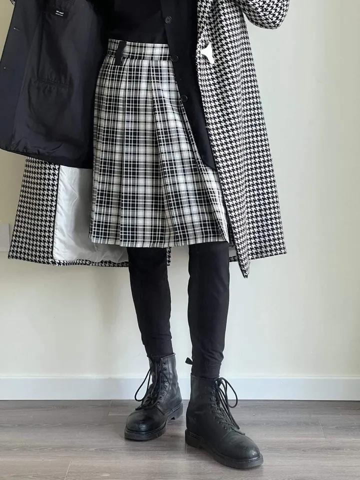 Men's basic pleated "Too" skirt / not kilt / tartan