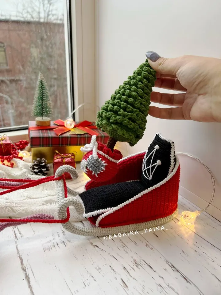 PDF Crochet Pattern SET Christmas Sleigh with Rats: Christmas sleigh, Amigurumi Rat, Christmas Tree, Amigurumi Sleigh, Christmas ornaments