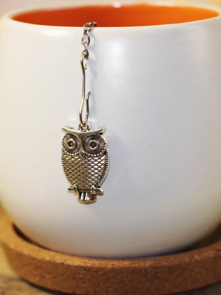 Owl tea strainer for herbal tea, Tea infuser with owl charm, Tea Steeper owl pendant, Loose leaf tea