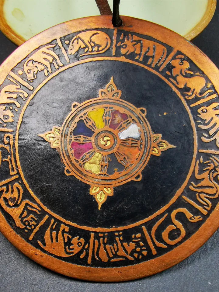 Gandhanra Handmade Tibetan Budhist Amulet Plate,Prayer Wheel,Dharma Chakra,2.95&quot;