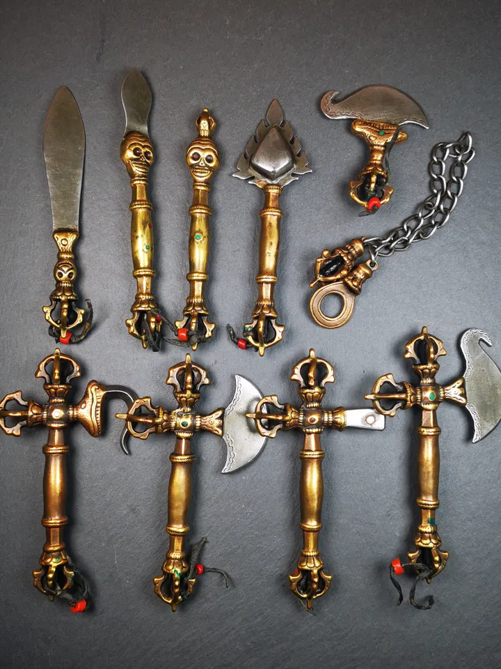 Gandhanra Antique Tibetan Buddhism Ritual Implements, Tantric Practitioner Vajra Chopper Phurba,1 Set of 10 PCs