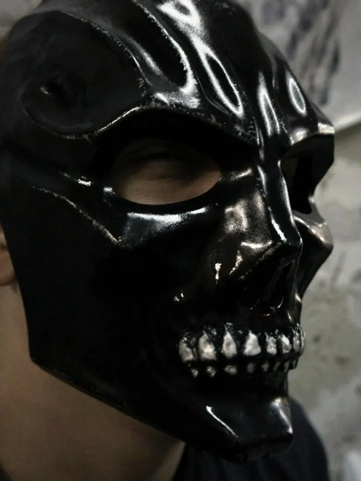 Scull mask - Adult mask - custom made mask - masquerade mask - sculptural - larp