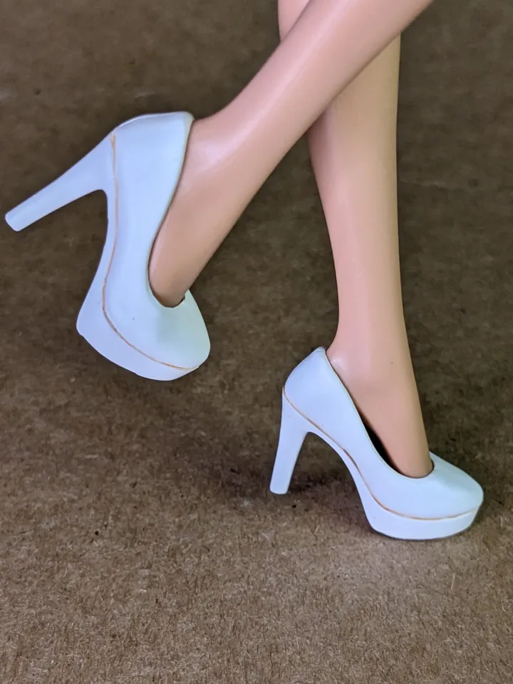 White heels shoes for fashion female dolls (Color Infusion, MH)