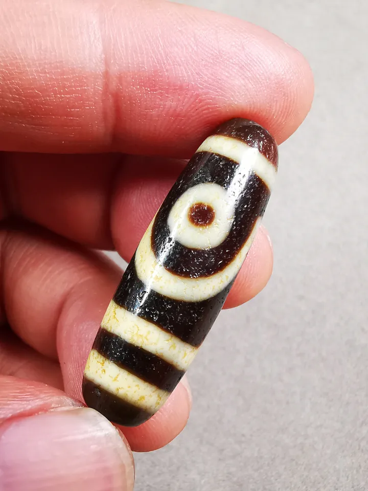 Gandhanra Tibetan 2 Eyed Dzi Bead,Tibetan Chung,Wealth Amulet,Small Size 36*11 mm
