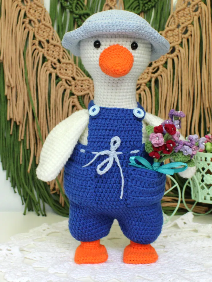 Goose crochet pattern PDF in English Amigurumi toy garden goose crochet tutorial