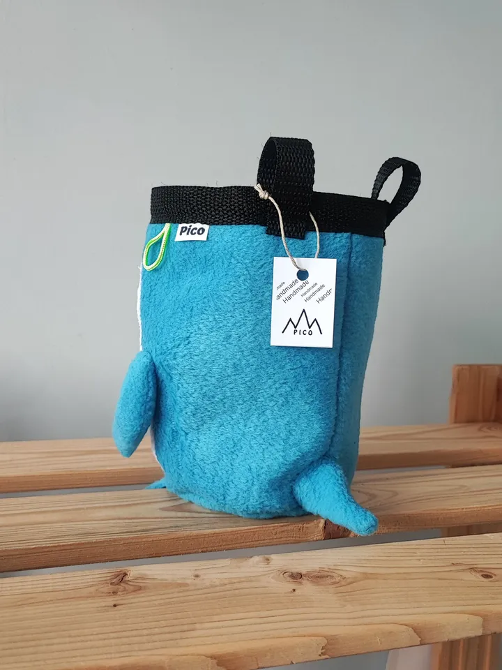 Chalk bag Penguin for rock climbing