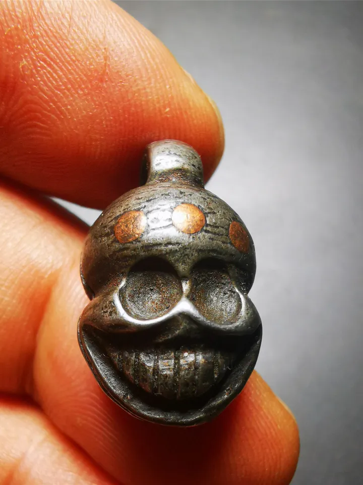 Gandhanra Handmade Buddhist Mala Counter Clip,Skull Sītavana Pendant for Prayer Beads,Cold Iron inlaid Copper, Turquoise, Agate