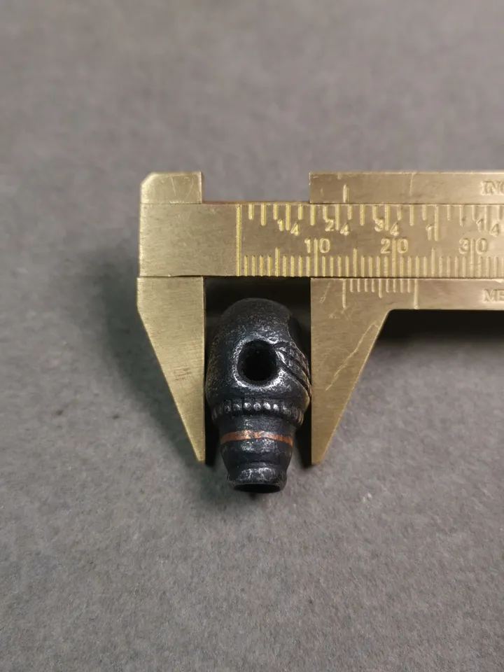 Gandhanra Tibetan Cold Iron Guru Bead,Skull Shape T-drilled 3-Hole Prayer Bead,Mala Bead,Connector Bead for Buddhist Bead Accessories