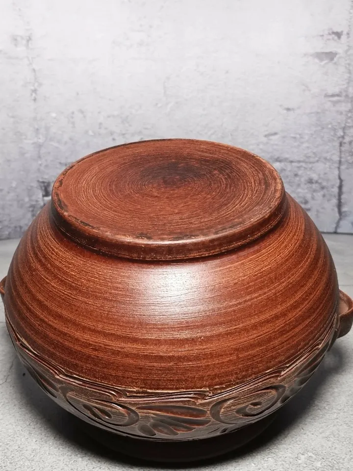 Ceramic casserole Handmade with handles and lid, carved pattern 101.44 fl.oz