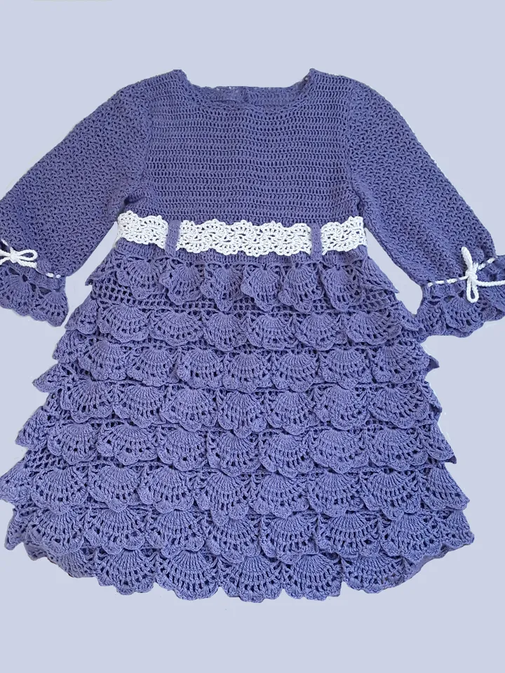 Crochet Toddler Dress Pattern, crochet lilac dress with long sleeves for girl, crochet toddler dress tutorial, crochet dress with flounces, crochet for beginners, crochet dress toddler pattern in English
