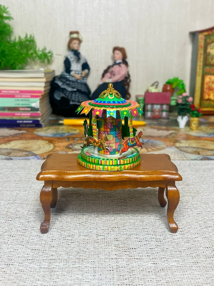 DIGITAL DOWNLOAD FOR PRINT. TUTORIAL.Video tutorial on creating a puppet carousel.1:12