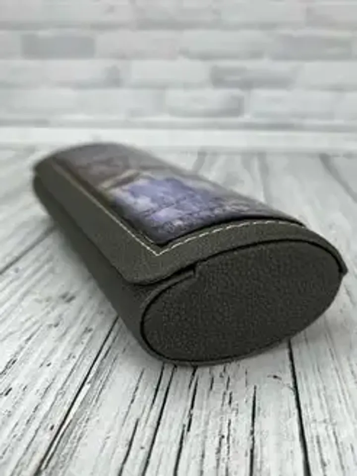 Glasses case with magnet (No. 378)