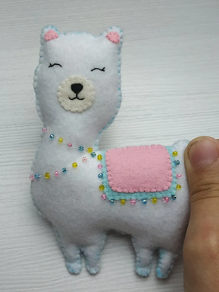 llama felt pattern, llama alpaca toy, plush sewing pattern, felt animals pattern PDF, toddler kids toys, plush llama décor, llama toy for baby, llama alpaca stuffed animal, alpaca llama stuffed toy, cute llama toy, baby shower gift
