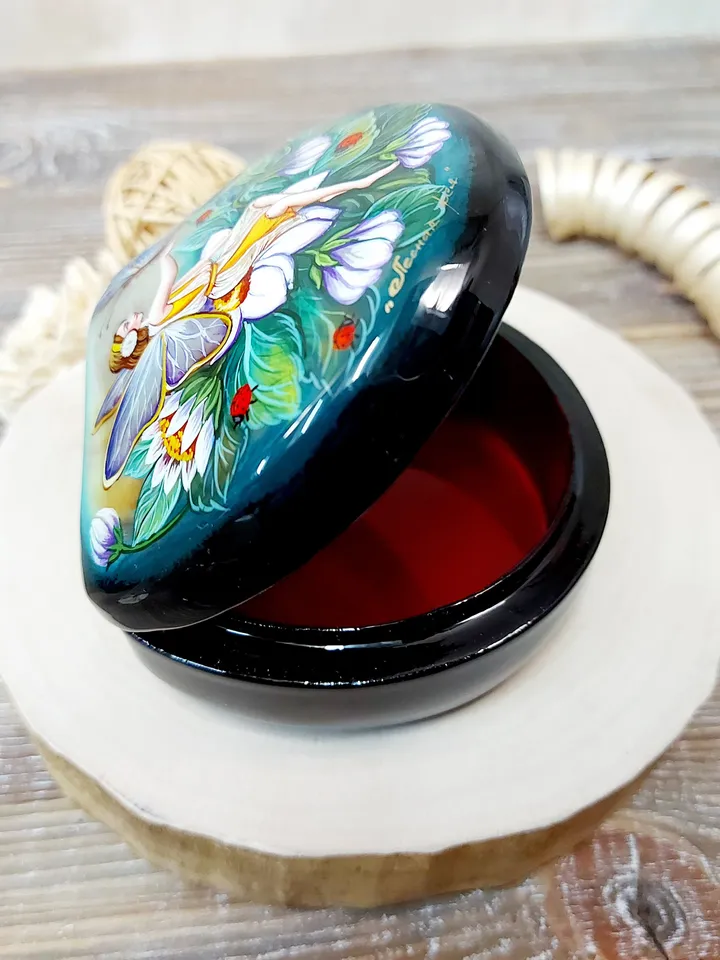 Beautiful Russian Lacquer Box "Forest Fairy" Hand painted miniature painting jewelry box Mother of pearl Papier mache Art gift Fedoskino