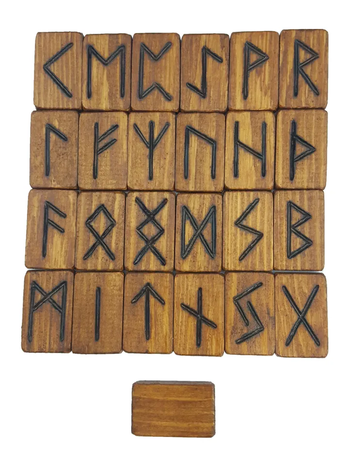 Foxy Runes set & Divination Guide, Runes Stones as Pagan Supplies: Wiccan & Wicca Rune Stones for Beginners, Witchcraft Supplies and Witchy Gifts, Altar Divination Tools - Viking Norse Runes Set & Book