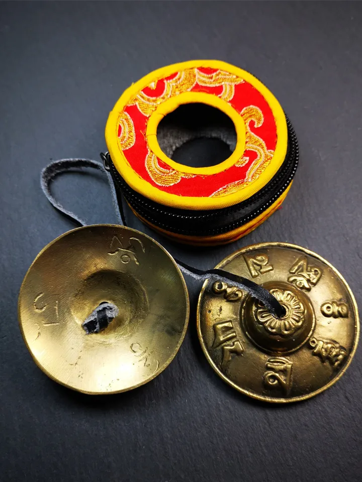 Gandhanra 6.5cm Tibetan Cymbals,Tingsha Bell,Buddhism Ritual Implement,Handmade in Nepal,Om Mani Padme Hum Mantra