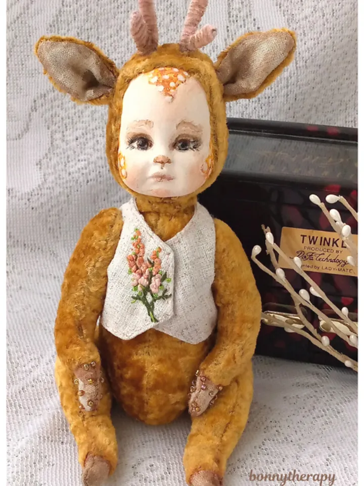 Teddy doll fawn 6 inches sitting.