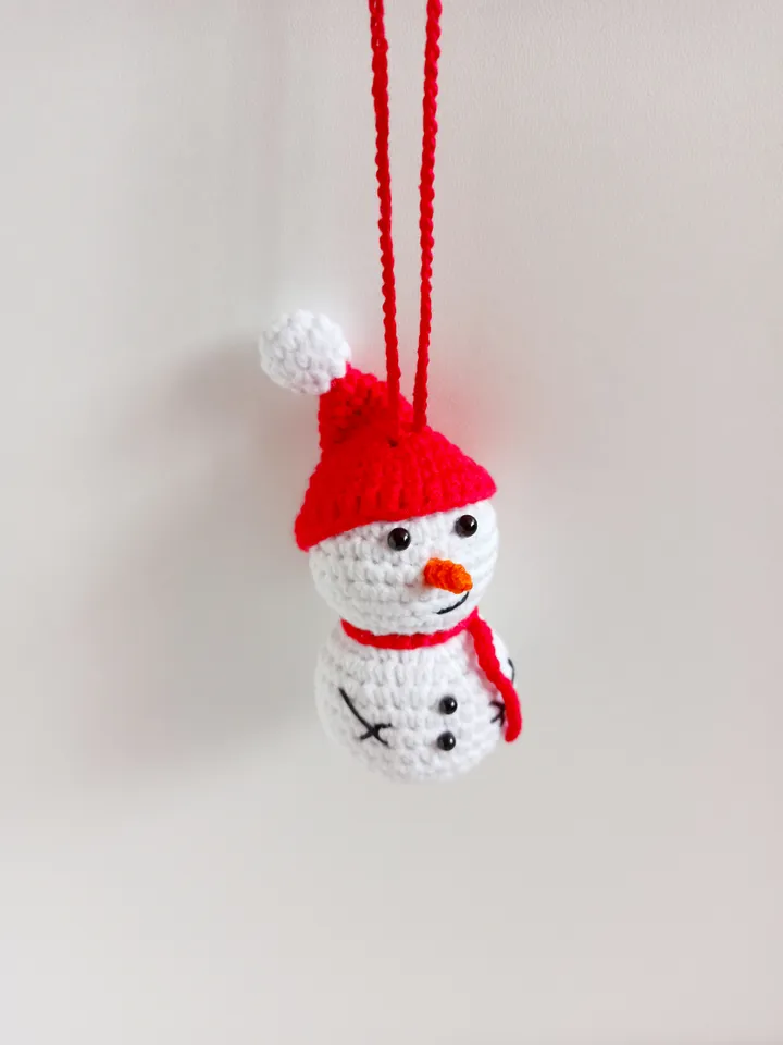 Christmas decor for car, rear view mirror accessories, crochet  snowman