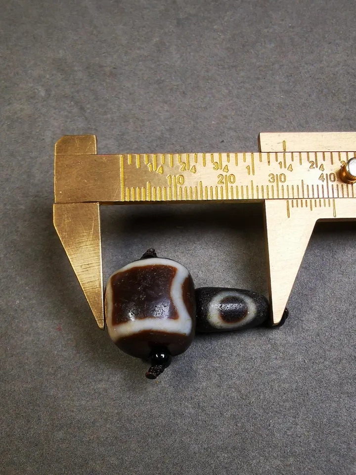 Gandhanra Old Sky Earth Dzi Guru Bead,T-drilled 3-Hole Mala Bead, Prayer Bead,Connector Bead for Buddhist Bead