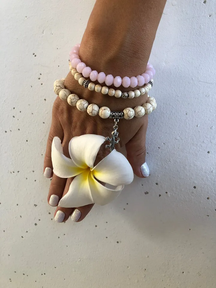 Set of Tree White Pink Bracelets | Crystal Bracelet | Howlith Bracelet | Totem Bracelet | Summer Set Bracelet Woman | Handmade Bracelet Set
