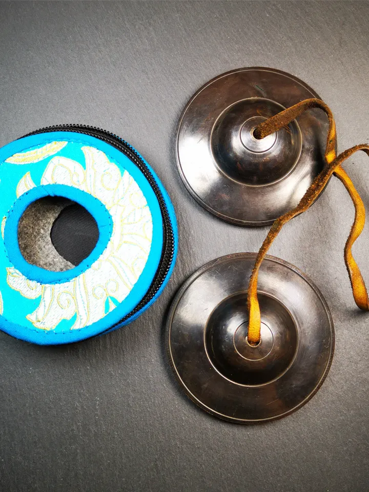 Gandhanra 8.5cm Tibetan Cymbals,Black Tingsha Bell,Buddhism Ritual Implement,Handmade in Nepal,Special Dark Color