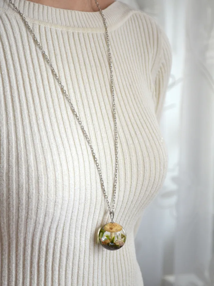 Mushroom necklace. Real Mushrooms pendant. Necklace with a forest composition. Moss, forget-me-not and snail in resin.