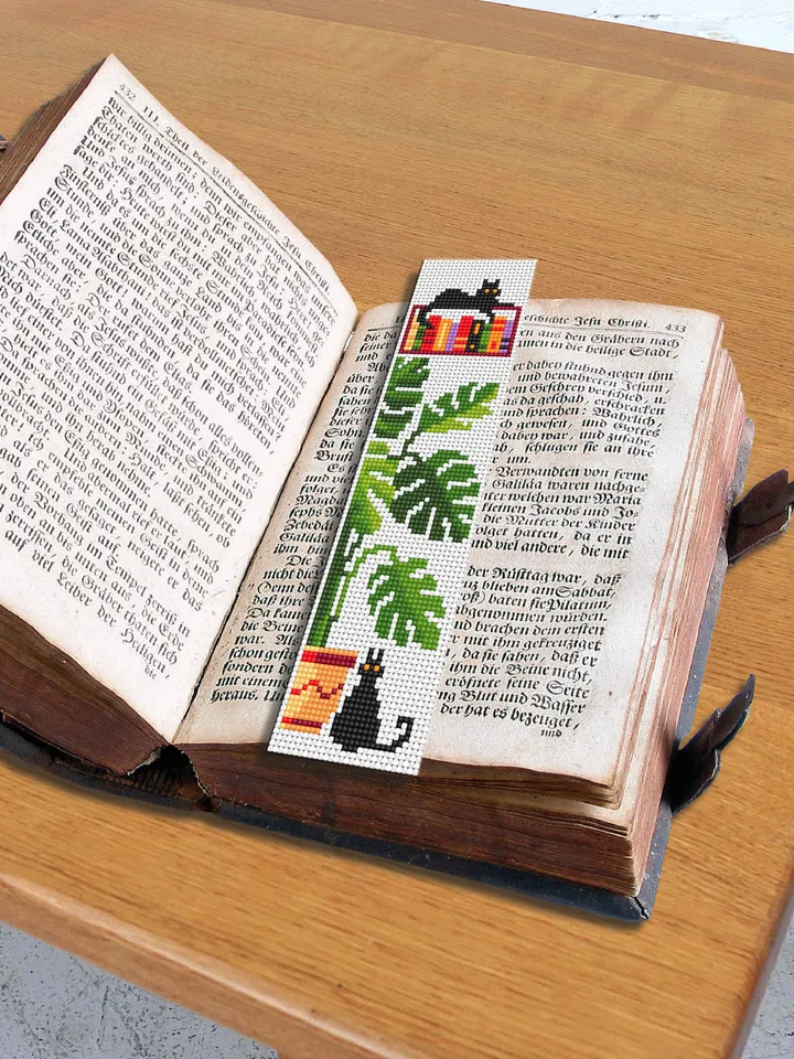 Bookmark cross stitch pattern digital PDF Modern handmade bookmark Cute cat embroidery beginners Instant download Plant cross stitch #B8