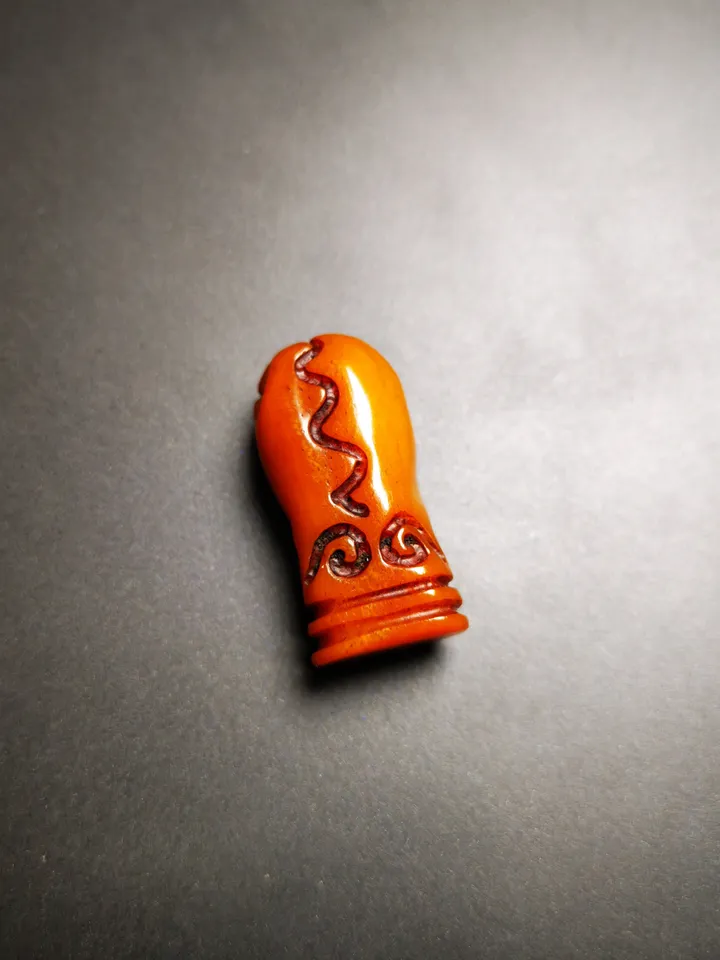 Gandhanra Tibetan Amulet,Yak Bone Carved Skull Sītavana Pendant, Hand-carved Skull Pendant for Prayer Bead/Necklace