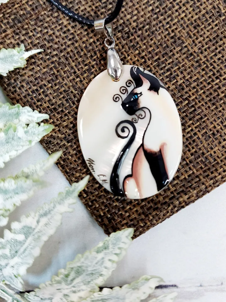Mother-of-pearl Russian hand-painted necklace pendant "Siamese Cat". Hand paint necklace pendant. Hand painted miniature painting.