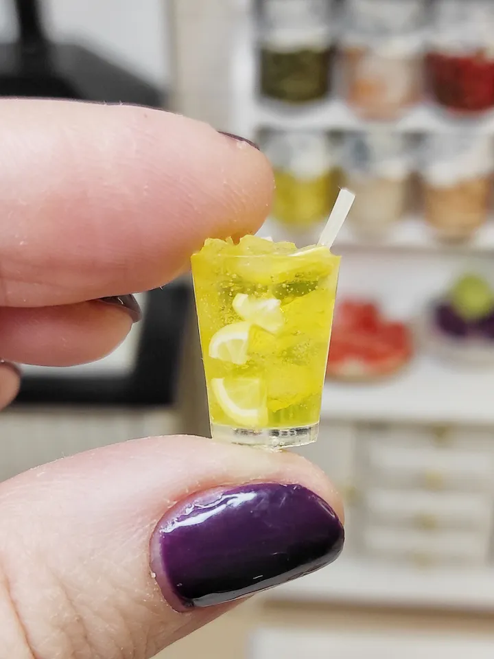 Realistic lemonade for dolls - Drink for dolls - juice for dollhouse - diorama miniature - mini food - food for dolls