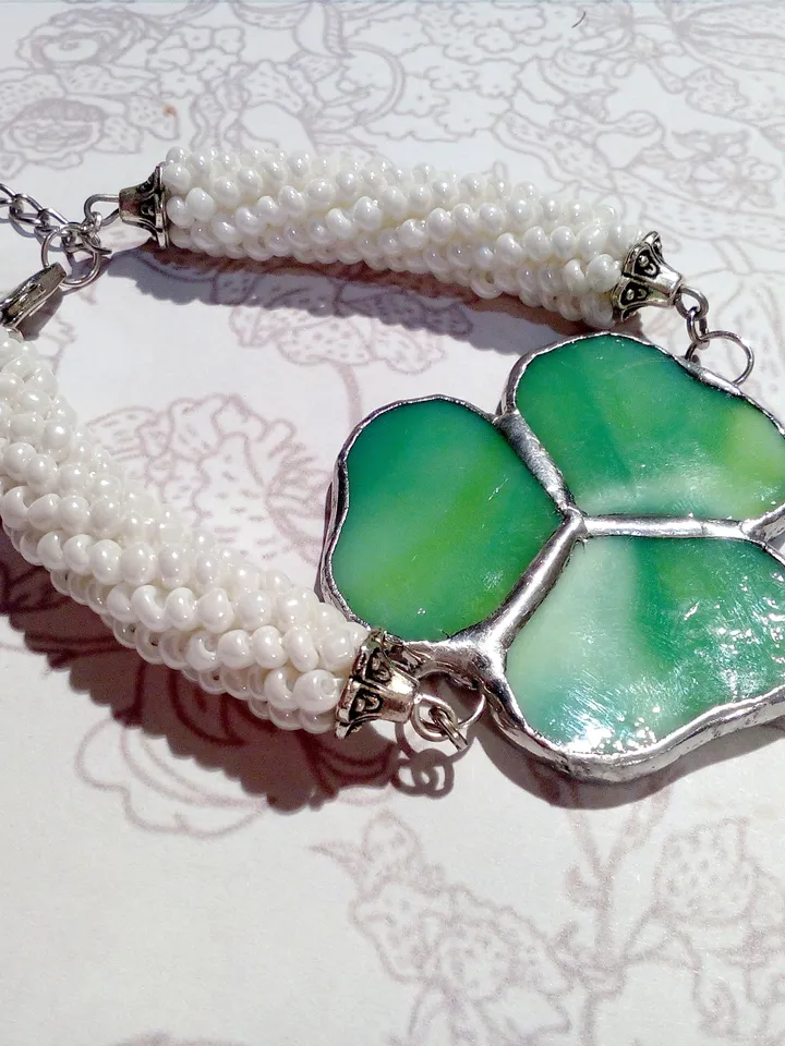Shamrock bracelet, St Patricks 3 leaf clover Irish bracelet, st patricksday Clover trefoil leaf