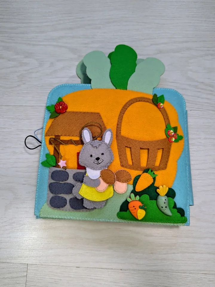 Educational felt book "Bunny's House"