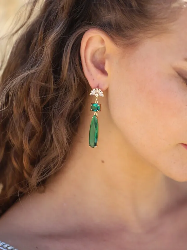 Fan Art Deco Bridal Earrings For Brides, Emerald Green Vintage Gold 24K Wedding Earrings, Boho Bridal Earrings, Statement Wedding Jewelry