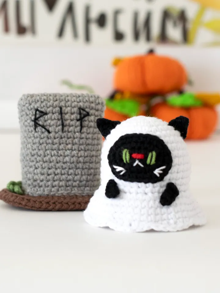 Cute cat ghost miniature monster toy, Halloween kids gift, Halloween sign, Halloween party table creepy cute decor