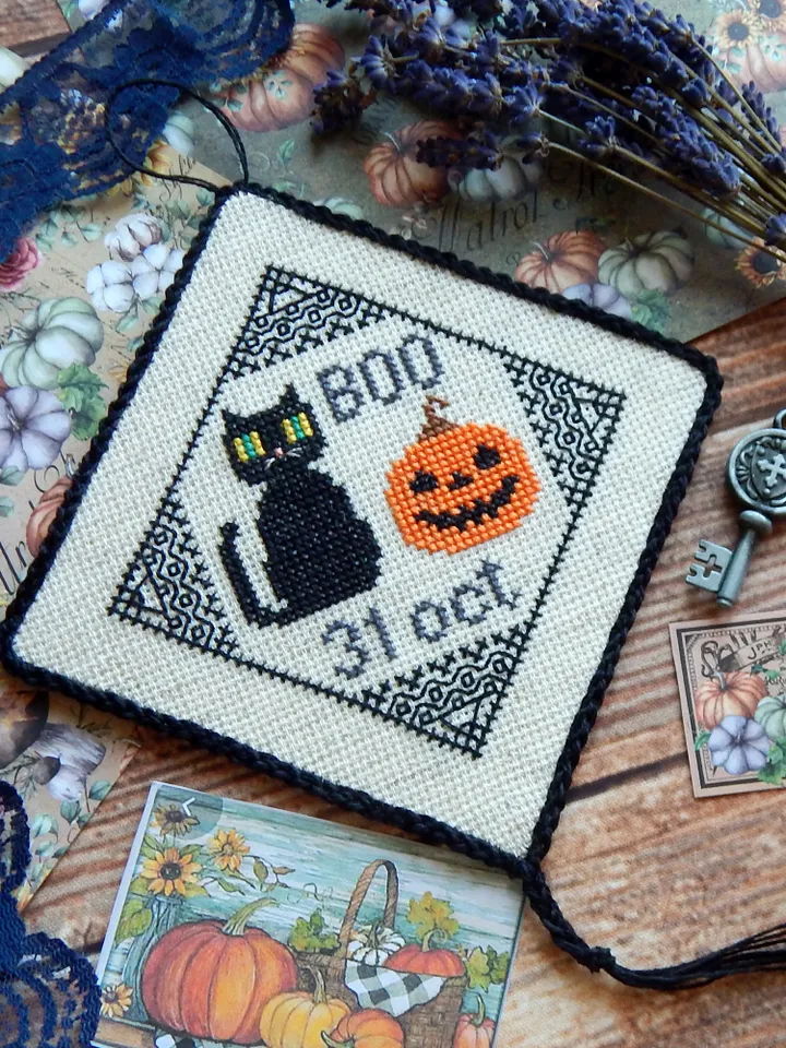 Black cat and Pumpkin Halloween cross stitch pattern