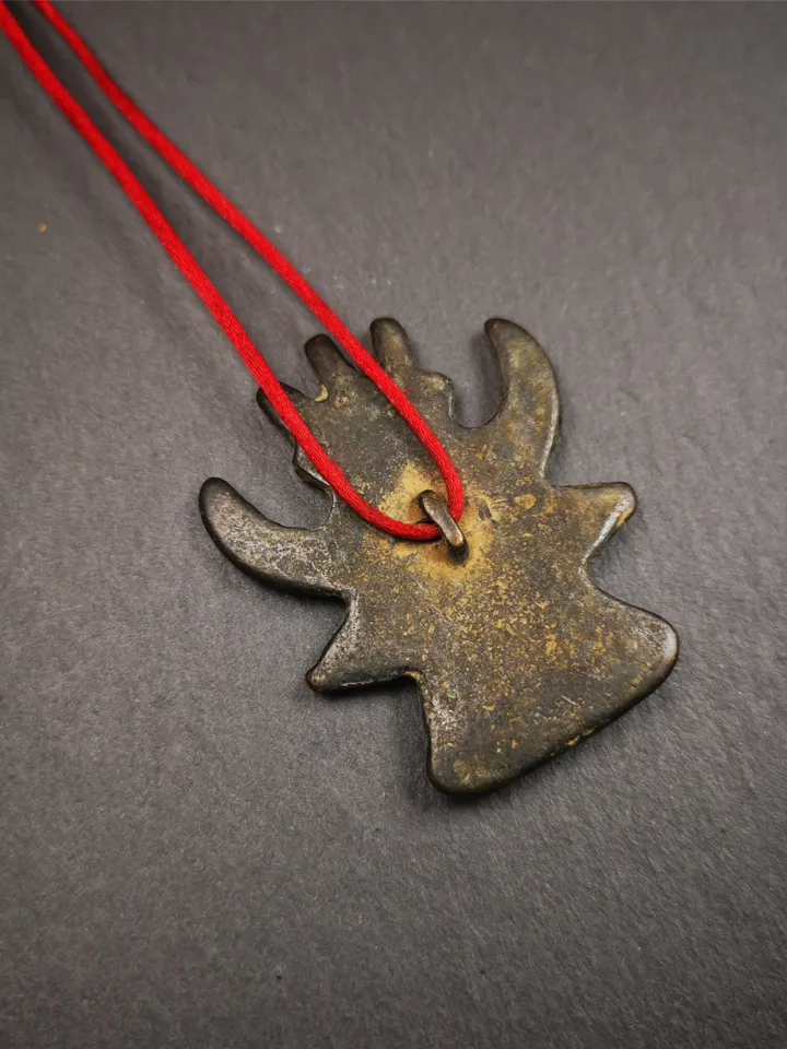 Gandhanra Antique Tibetan Buddhist Amulet Pendant - Garuda - The Golden-Winged Bird, Crafted from Thokcha,Size 1.8" * 1.4"