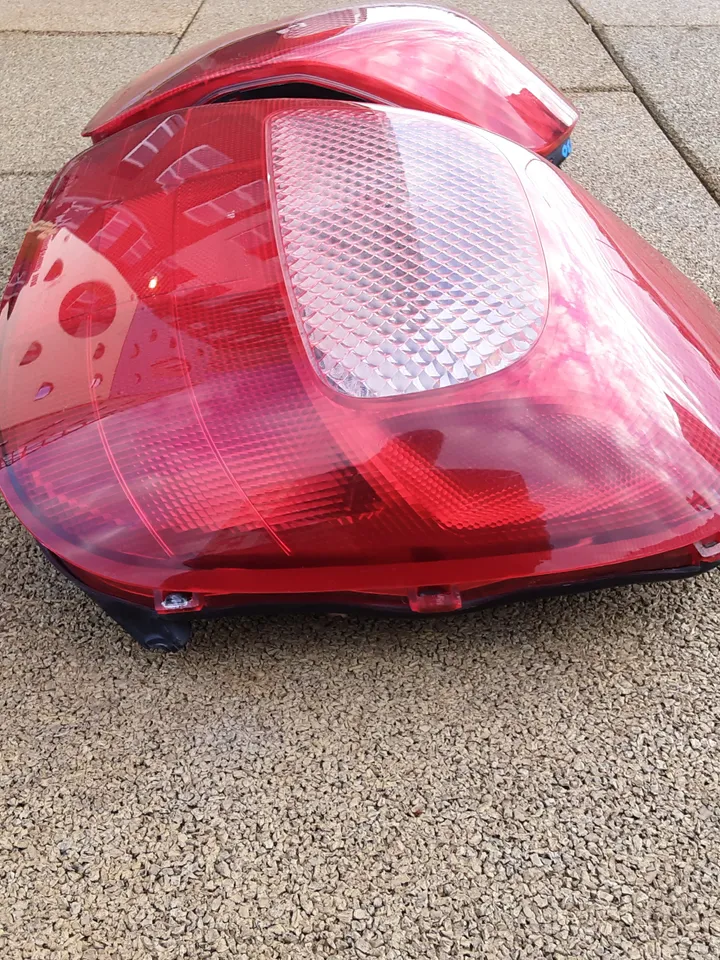 JDM Toyota MR2 Spyder MR-S Taillights Tail Lights Lamps ZZW30 1ZZ VVTI Set OEM