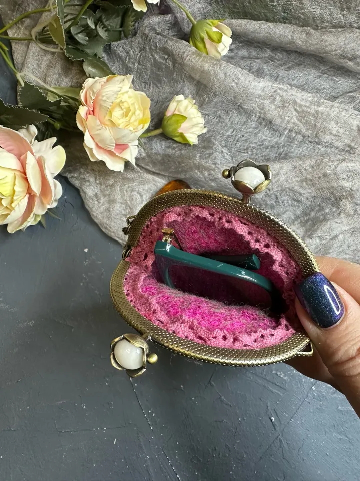 Glasses case with embroidery