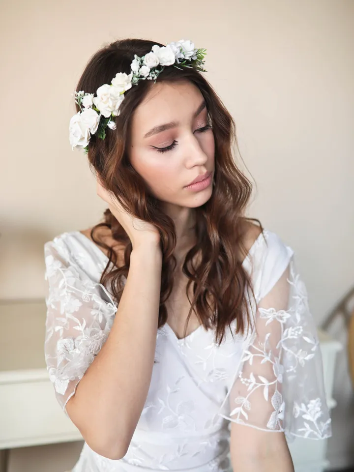 Wedding flower crown, White flower crown, Flower crown for bride, Flower crown, Bridal hair, Bridesmaids