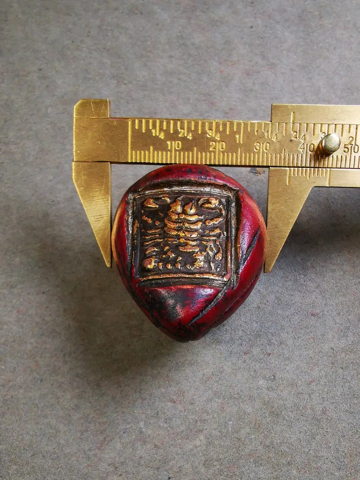 Gandhanra Old Tibetan Niang La Tsa Tsa Statue,Stupa Amulet,Pagoda Pendant,with Scorpion Stamp,Large Size 65mm,50 Years Old