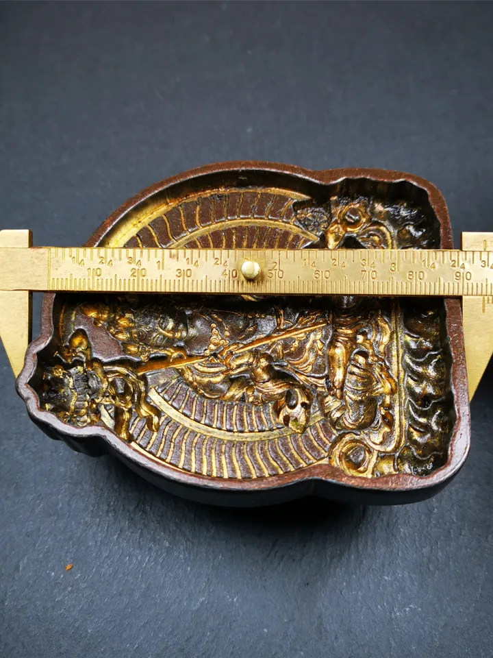 Gandhanra Antique Tibetan Buddhist Amulet Pendant,Bhaisajyaguru,Medicine Buddha,50 Years Old