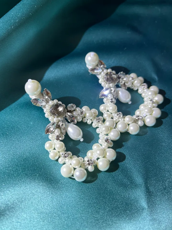 Bridal Pearl Cluster Cameo Earrings