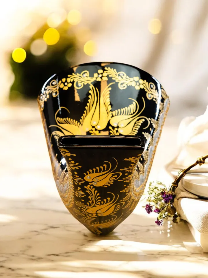 Handpainted Gramophone Phone Speaker, Ceramic Audio Dock, Unique iPhone Speaker Gift, Home Decor, Ceramic Phone Holder