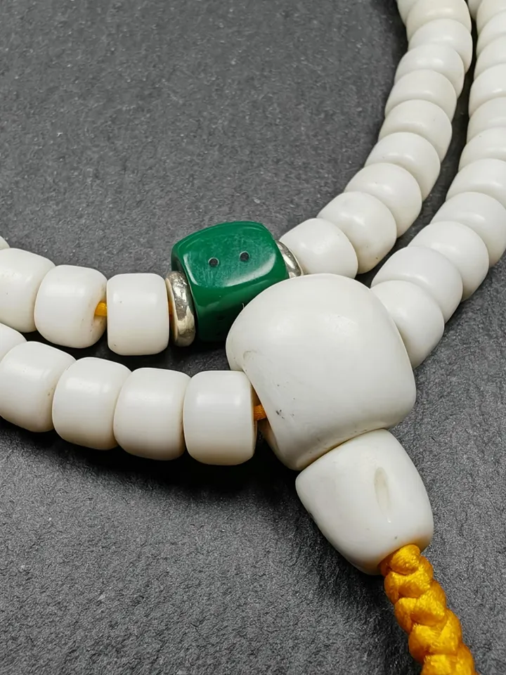Gandhanra Vintage Tibetan Mala Necklace | 8mm Shankha Shell 108 Prayer Beads for Meditation and Spiritual Practice